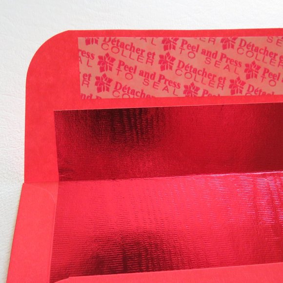 Carlton Cards Set of 14 Happy Christmas Cards with Self-Sealing Red Envelopes - Picture 9 of 10